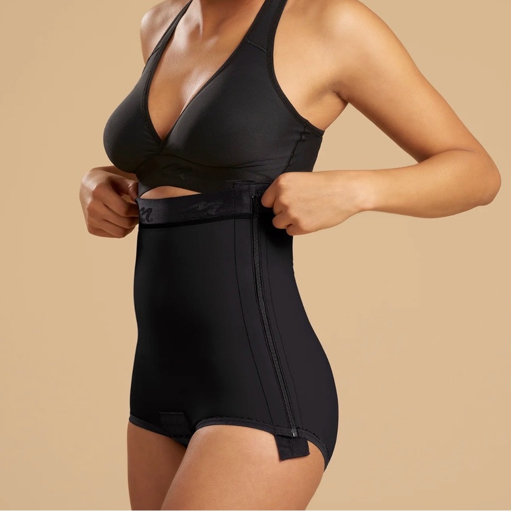 Seamless Black High-Waist Shapewear
